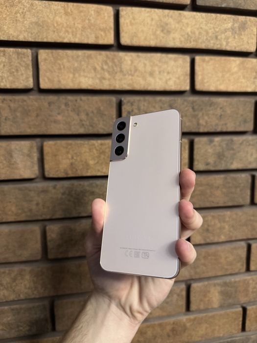 Телефон SAMSUNG S22+