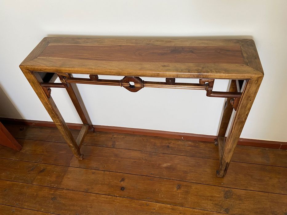 Mesa aparador chinês