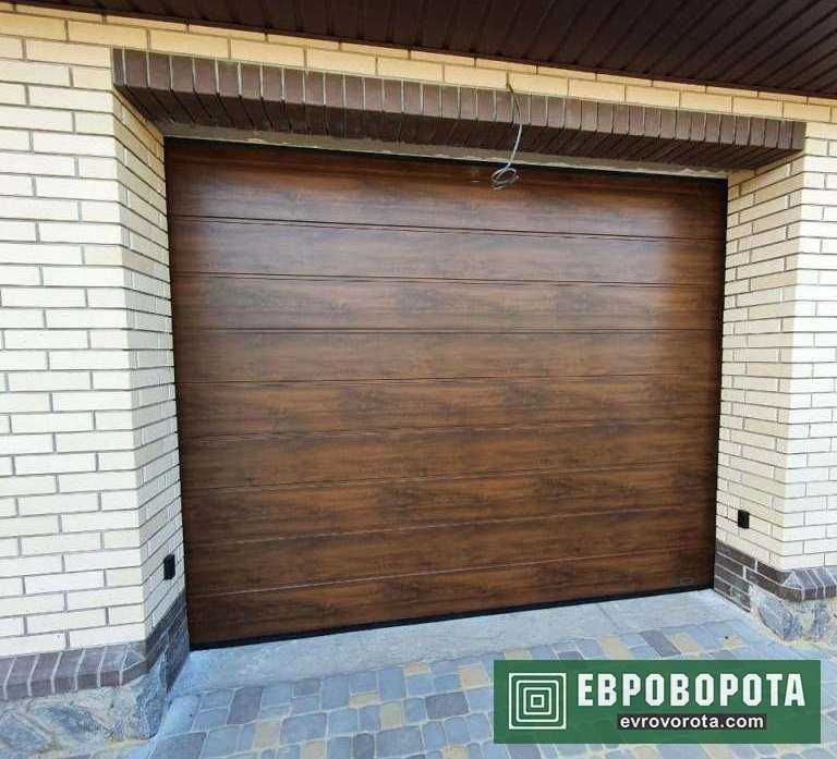 Гаражные секционные ворота Алютех Цена 500 Евро Распродажа склада!