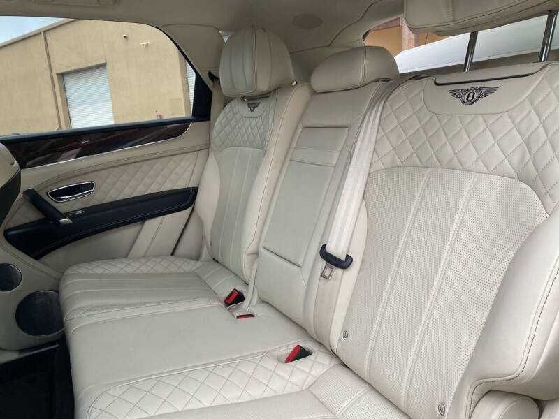 2017 Bentley Bentayga