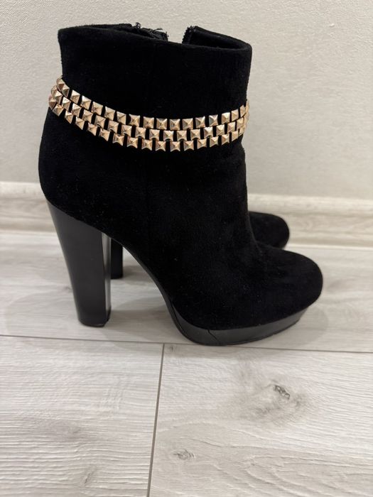 батільйони  замш  розмір 38