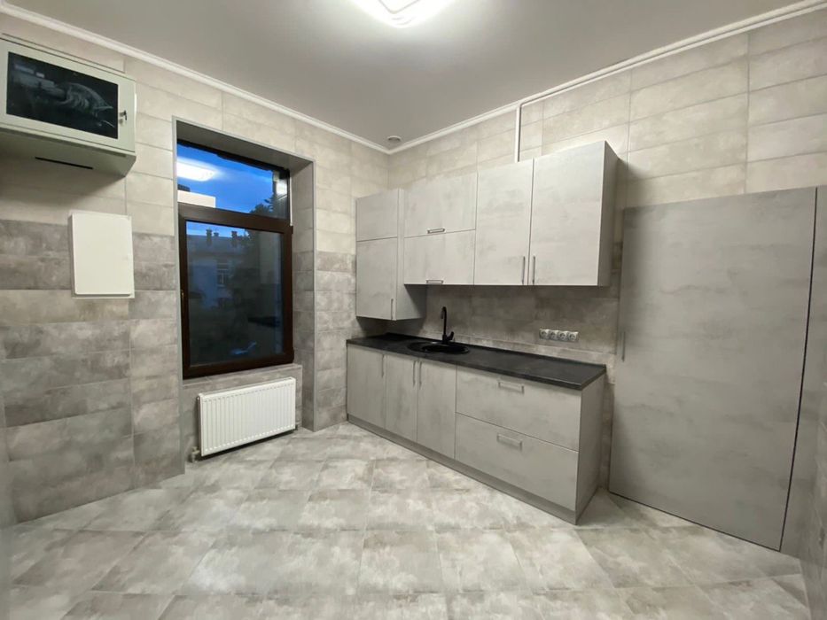 Сдам офис в центре города с генератором , ул Софиевская 15