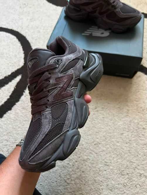 New Balance 9060 Brown R.39.5