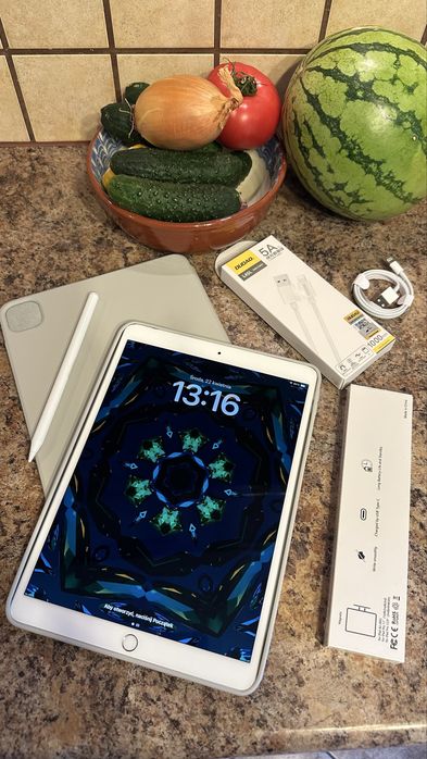 Tablet iPad Apple Retina 10.5” —-PRO —- RÓŻOWY rose Gold - PROCREATE + NOWY RYSIK