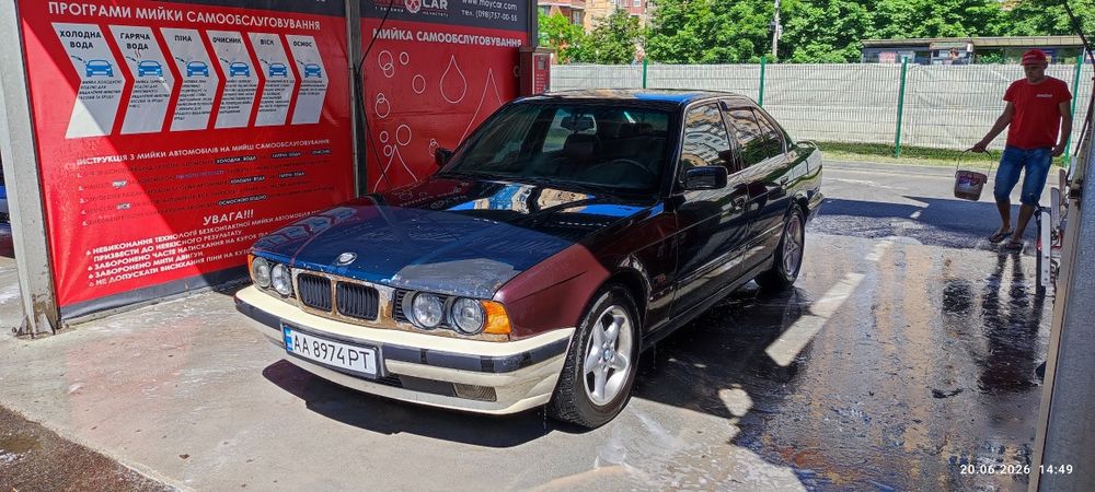 BMW E34 525і БМВ