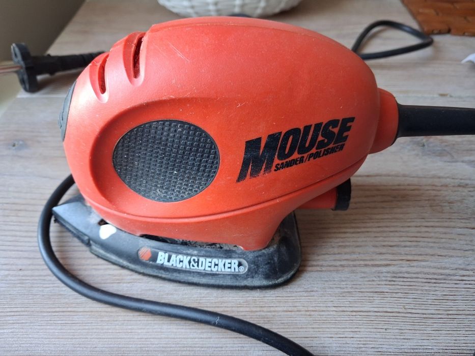 Mała szlifierka balck decker