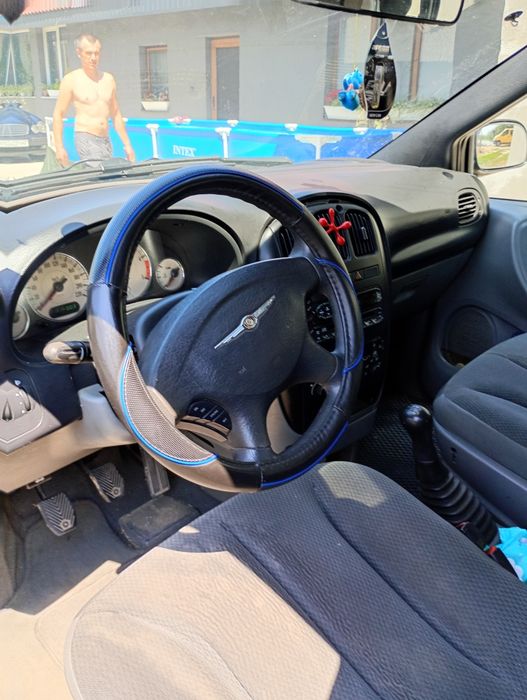 Продам автомобіль Додж