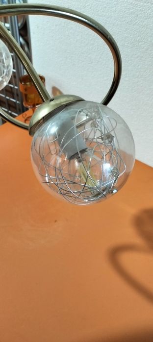 Vendo candeeiro praticamente novo.