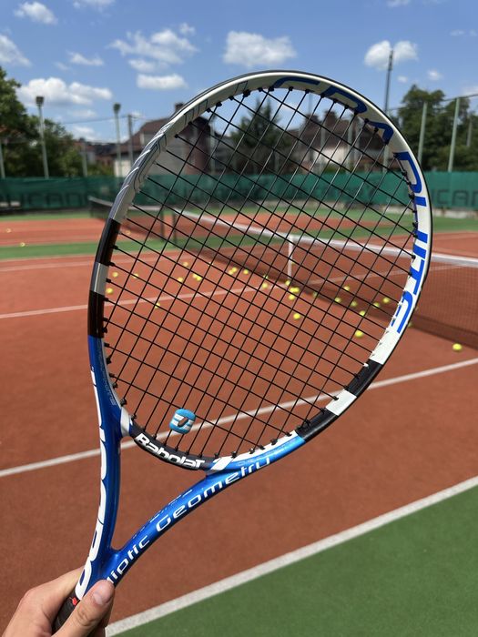 Продам ракетку Babolat