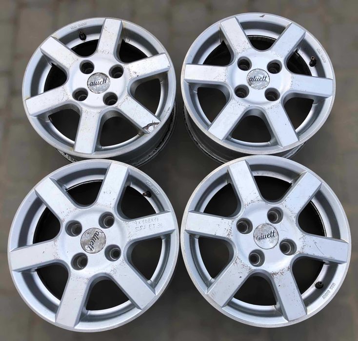 4 108 R14 Диски легкосплавні 6j et38 Ford