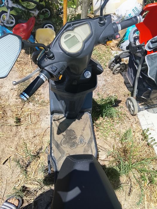 Mota elétrica em ótimo estado
