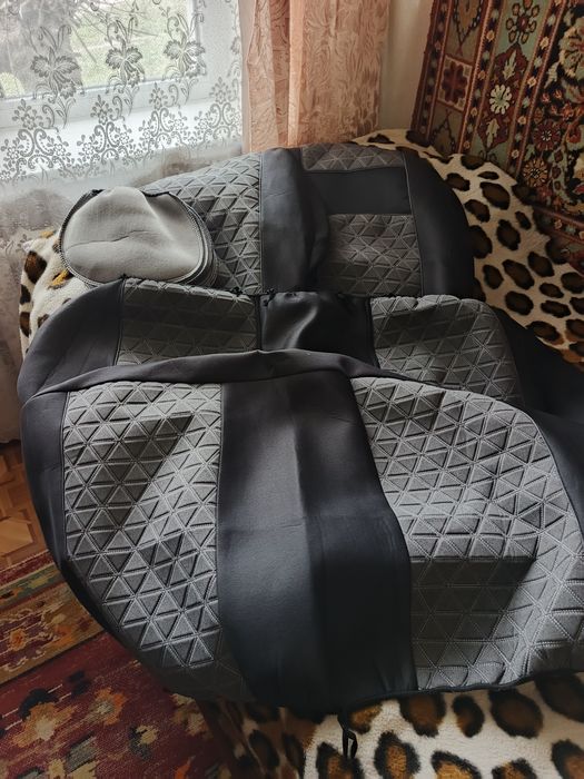 Авто чехлы универсальные
