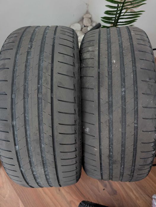 Pneus carro 225 40 19 Bridgestone