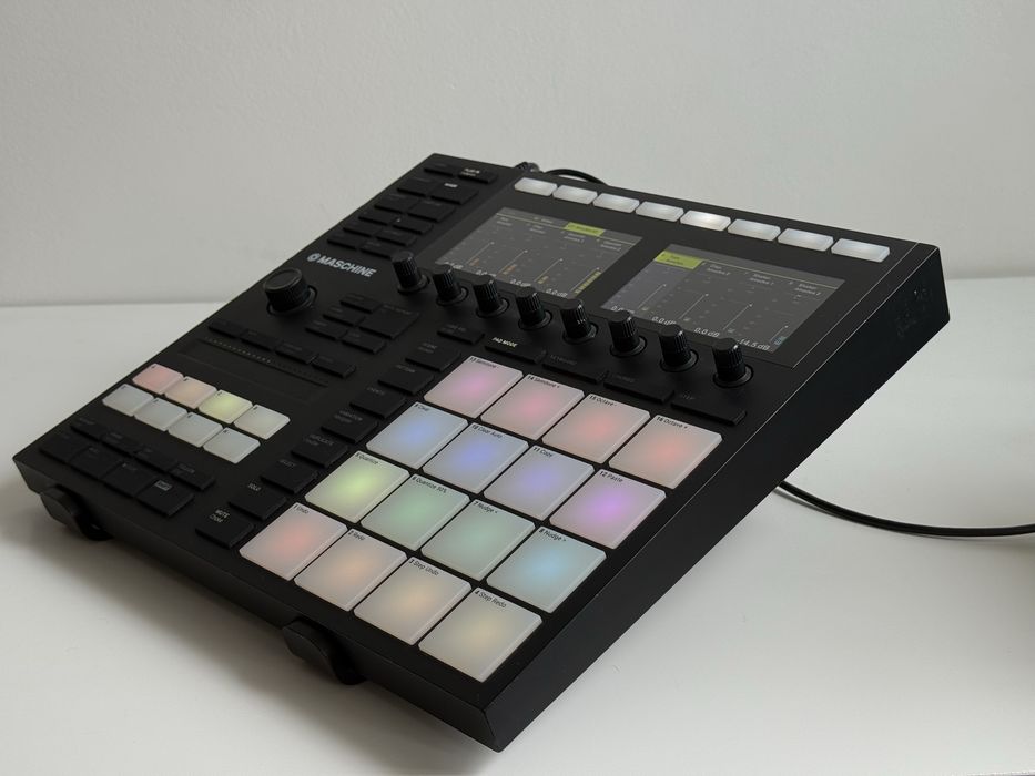 Native Instruments Maschine mk3 - kontroler