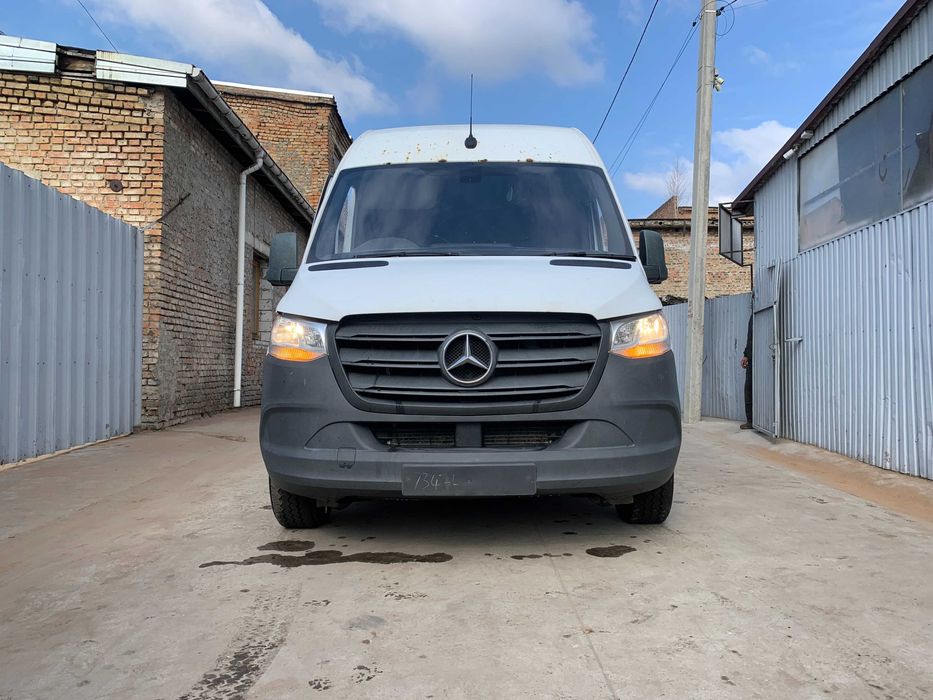 Розборка Mercedes Sprinter 907 Разборка Спринтер Капот Форсунка Мотор