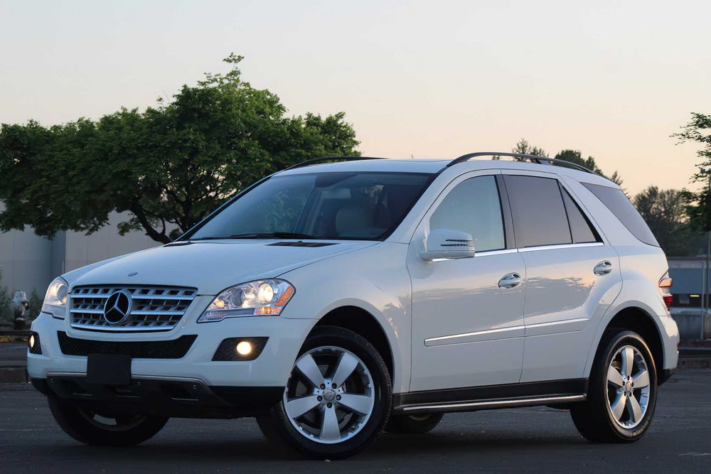 Mercedes-Benz M-Class ML 350 4MATIC      2011