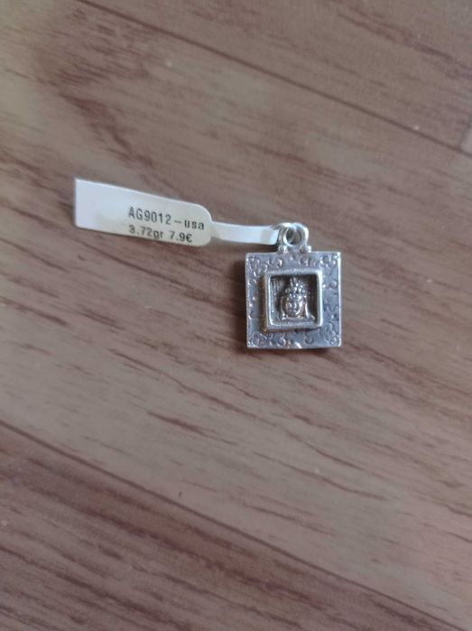 Gravura em prata 835%