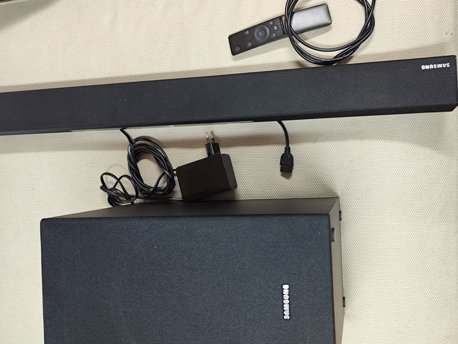 Samsung Soundbar com subwoofer e comando, HW-R450/ZF