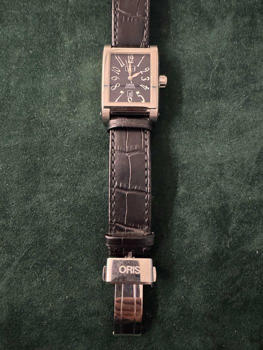 Новые Швейцарские часы  Oris 585.7525.40.64 LS.5.20.44FS