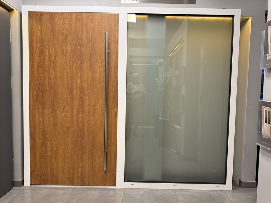 Nowe Drzwi aluminiowe