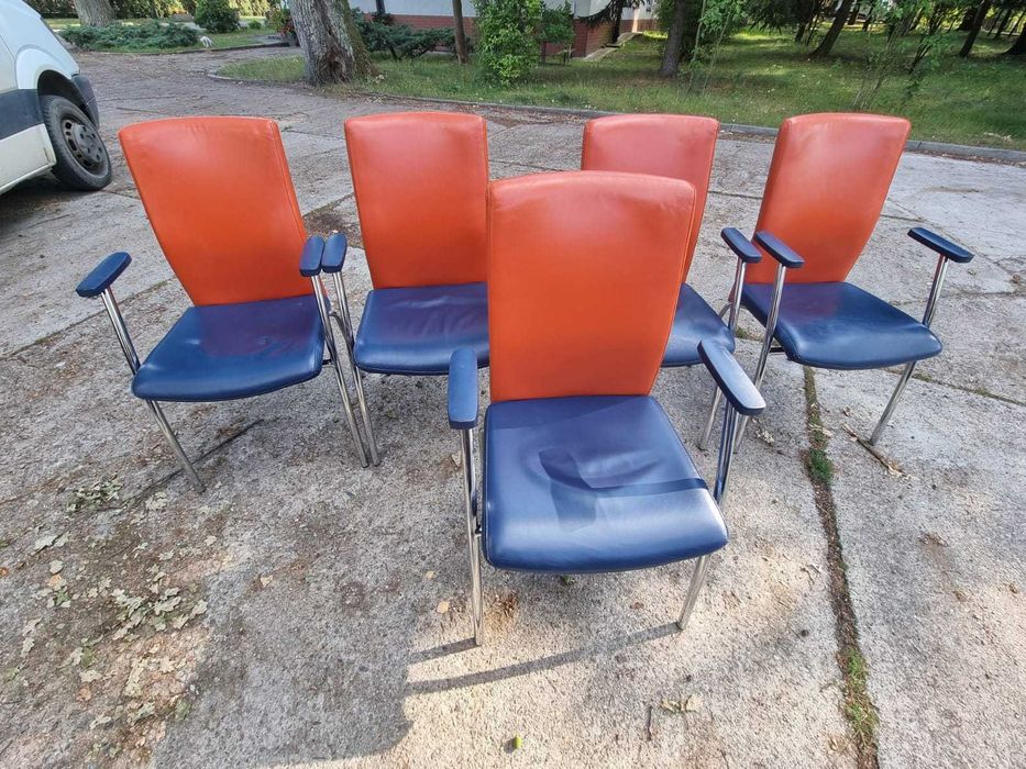 Fotel konferencyjny fotele krzesło biurowe BEJOT