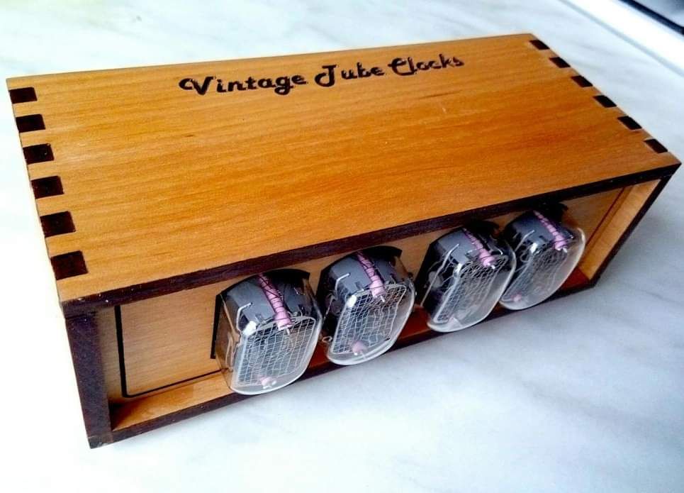 Ламповий годинник (nixie clock)на лампах ИН-12