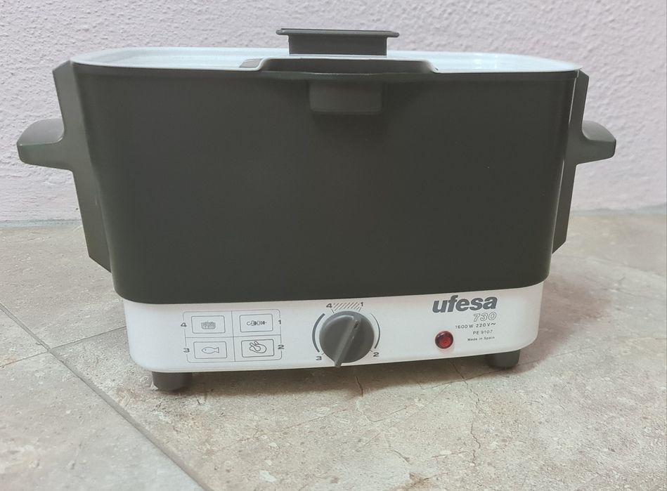 Fritadeira Ufesa + Mini máquina de café com 2 chávenas – novos por estrear