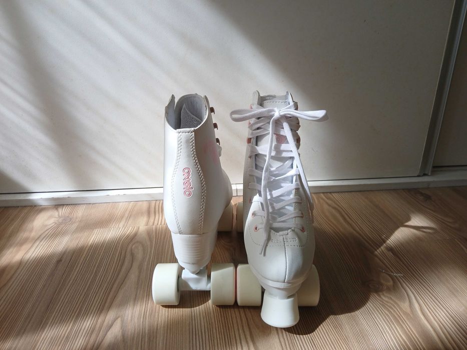 Patins brancos Decathlon