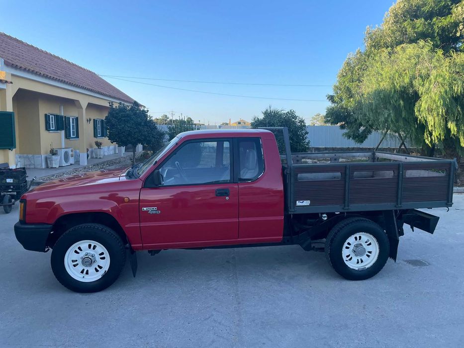 Mitsubishi L200 4x4 — Pick-up