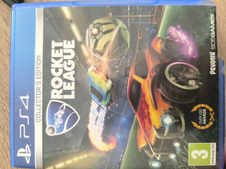 PlayStation 4 Slim/500gb + 3 jogos