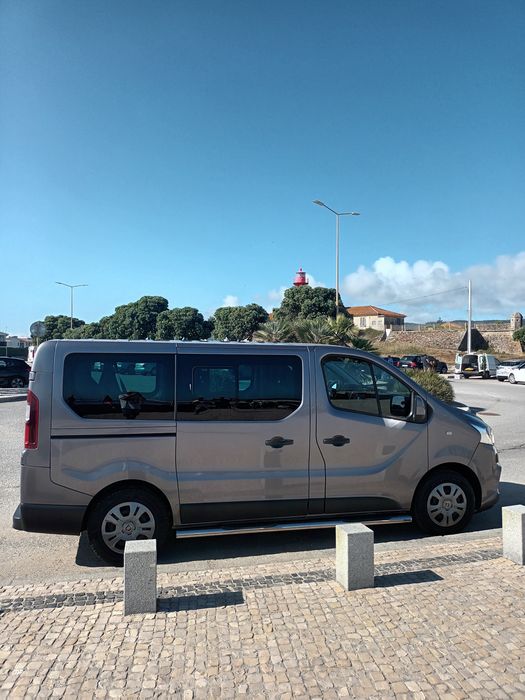 Aluguer, carrinha 9 lugares