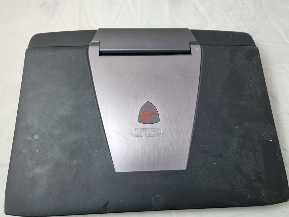 Asus ROG g751 i7-4710HQ GTX 970M 3Gb 24Gb ram ssd 1920х1080 ips