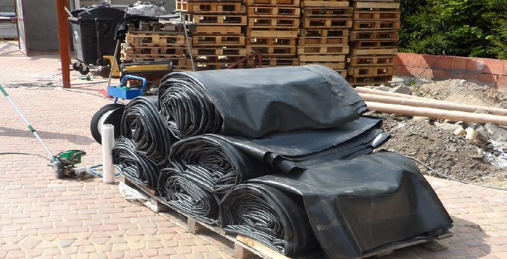 Folia do oczek oczka wodnych/Geomembrana gr 1.0mm Czarna lub Niebieska