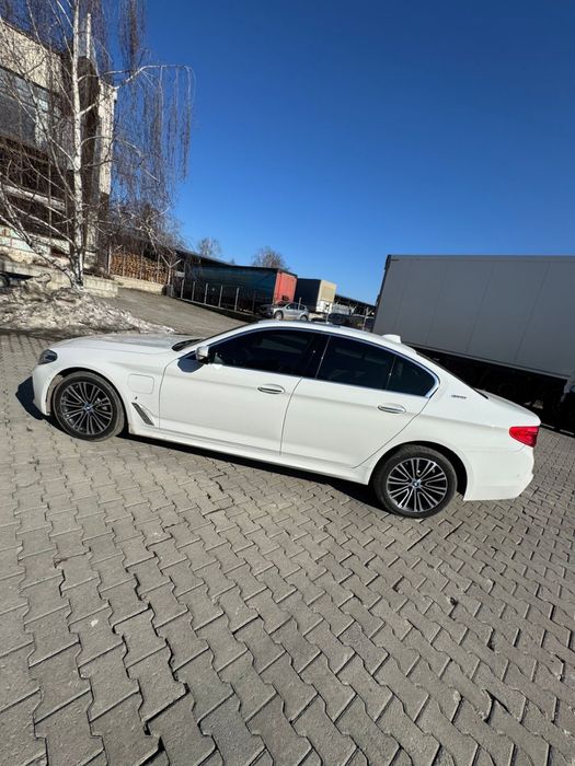 BMW seria5 2018 гібрид