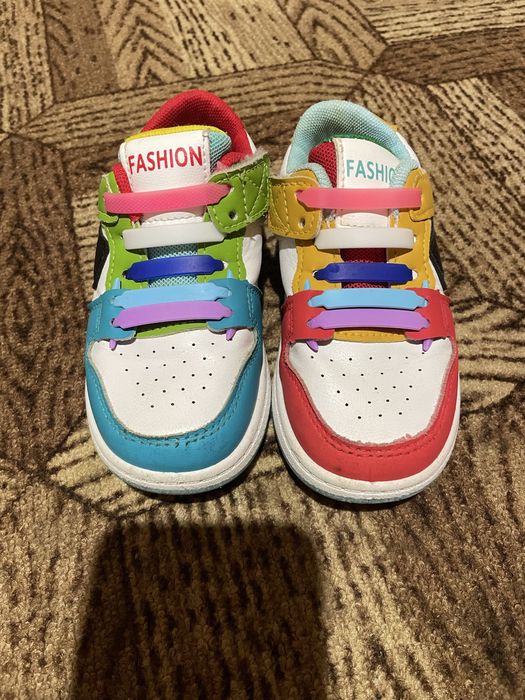 Кросівки 26 розмір