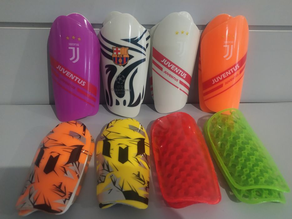 Щитки гетры перчатки футбольные детские щитки футбол