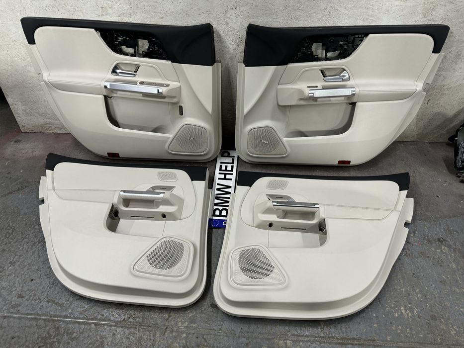 Карты обшивка Дверей EQB 250+ X243 Mercedes Benz Светлый Салон 2023 г.