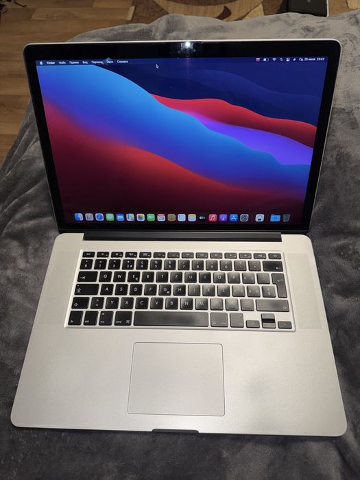 MacBook Pro 15” Retina 2015 i7/16GB/128GB SSD