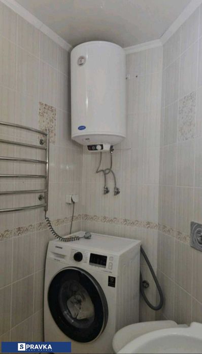 Красивая 2 к.кв с ремонтом и мебелью в теплом кирпичном доме!