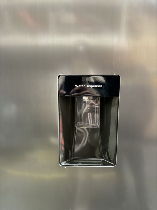 Продам холодильник HEINNER