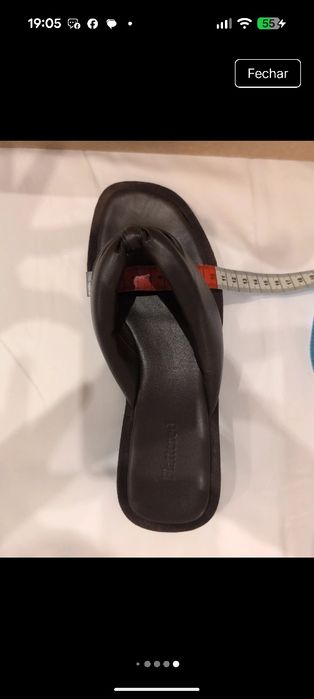 Sandália chinelo castanho de pele Flattered