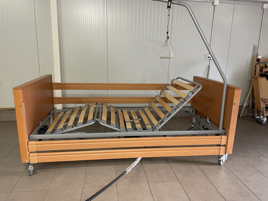 Łóżko rehabilitacyjne medyczne schodołaz koncentrator tlenu szyna cpm