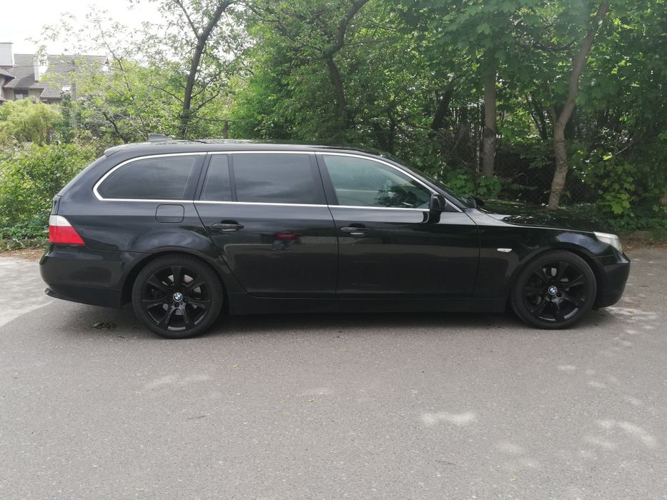 BMW seria 5  530d 235KM
