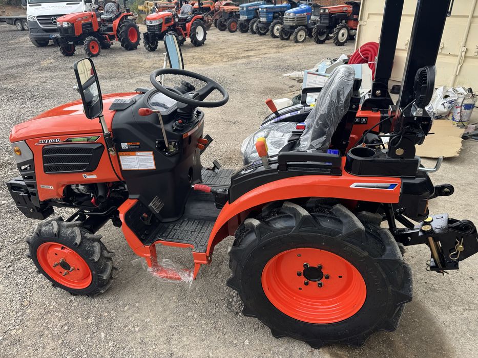 Trator Hinomoto HM 3020 c/ matricula e decomentos