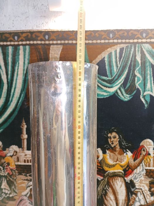 Salamandra a lenha em ferro fundido, rústica com tubos para  chaminé e