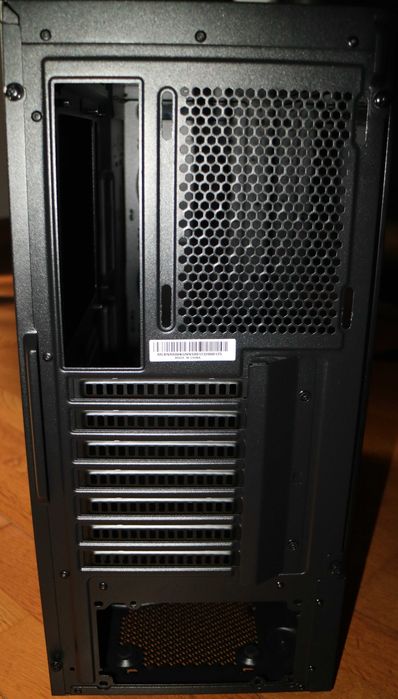 Caixa ATX - Cooler Master NR600427388776408698886