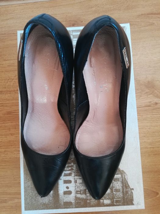 Czarne szpilki venezia 36