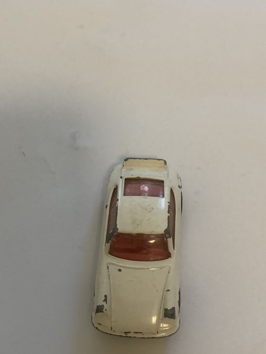 Коллекционная модель машинки Porsche Carrera