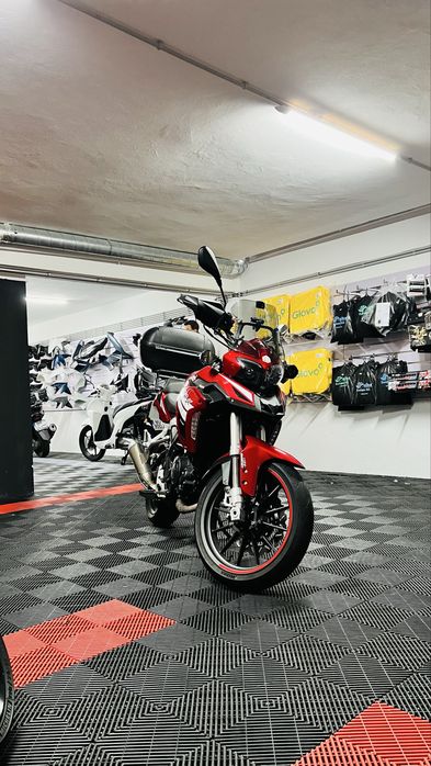 Benelli TRK 251