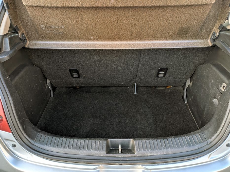 Mazda 2  1.3 16v full extras